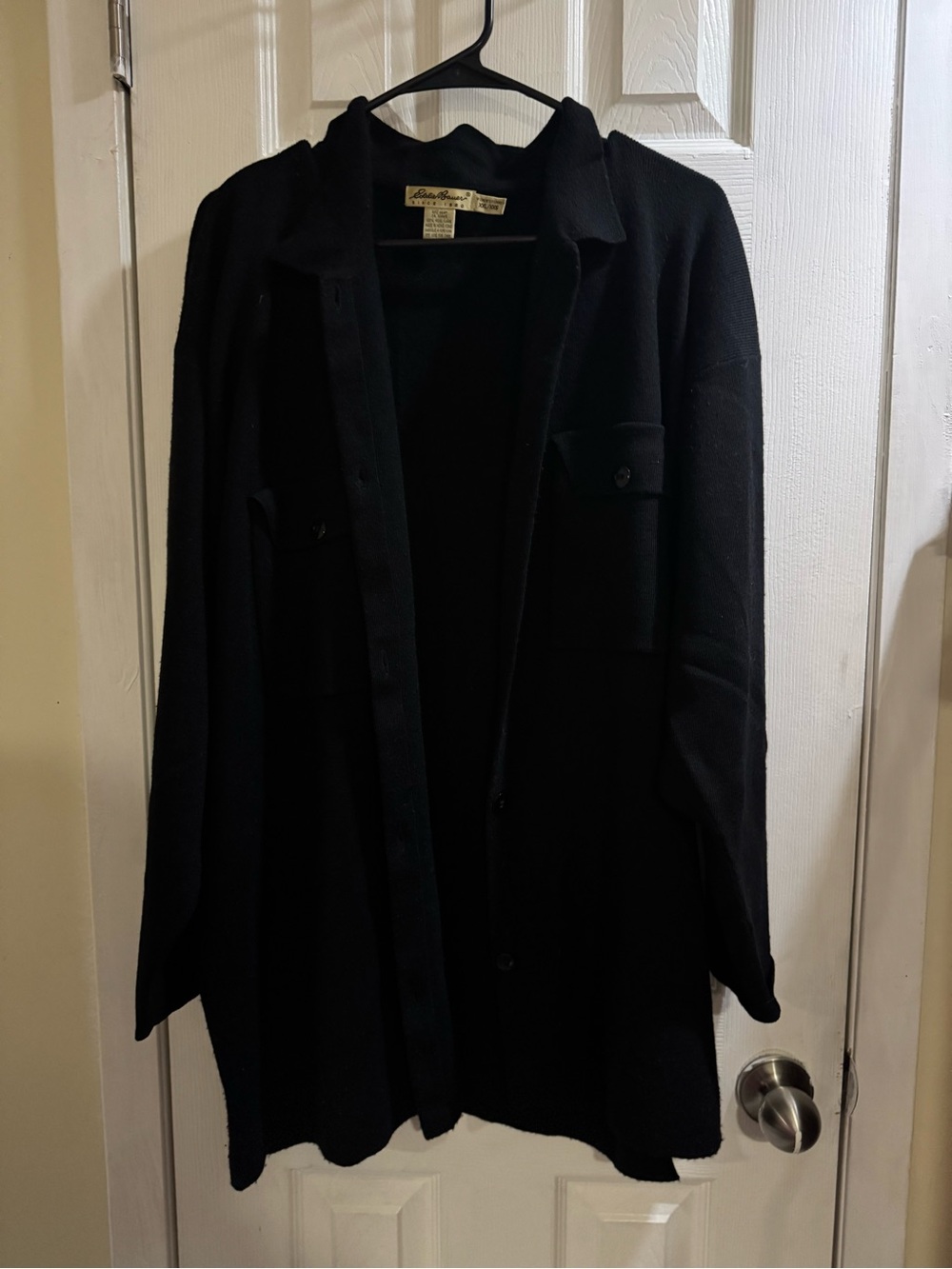 Vintage Eddie Bauer Women’s Black 100% Lambswool Cardigan XXL